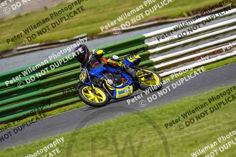 enduro digital images;event digital images;eventdigitalimages;mallory park;mallory park photographs;mallory park trackday;mallory park trackday photographs;no limits trackdays;peter wileman photography;racing digital images;trackday digital images;trackday photos